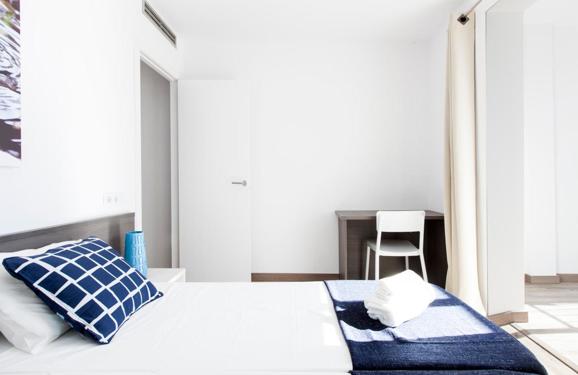 Ab Margarit Apartments Barcelona Exteriör bild
